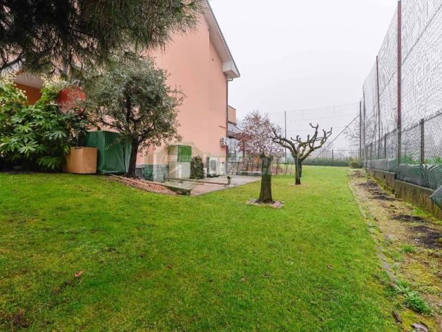 Villa Indipendente in vendita a Busnago, Lombardia