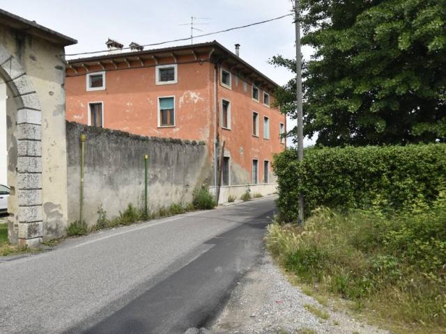 Villa Schiera in vendita a Bussolengo, Veneto