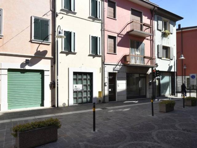 Villa Schiera in vendita a Bussolengo, Verona