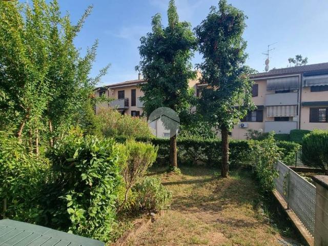 Villa Schiera in vendita a Beata Giuliana, Busto Arsizio