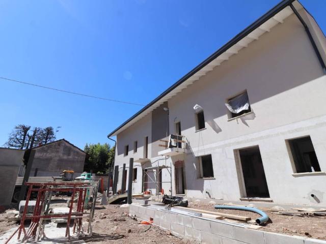 Villa Schiera in vendita a San Michele, Busto Arsizio