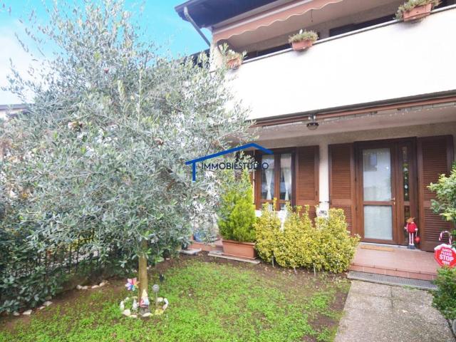 Villa Schiera in vendita a Madonna Regina, Busto Arsizio