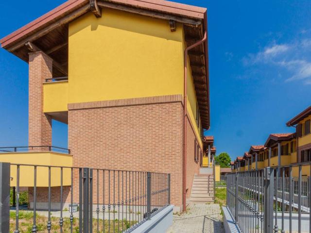 Villa Schiera in vendita a Olcella, Dairago