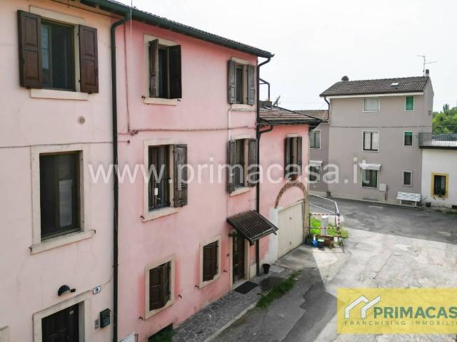 Villa Indipendente in vendita a Bovo, Buttapietra