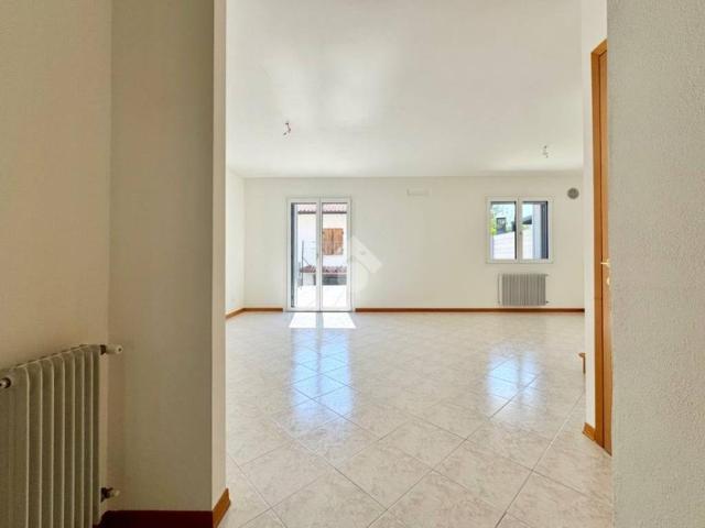 Villa Schiera in vendita a Buttrio, Friuli-Venezia Giulia