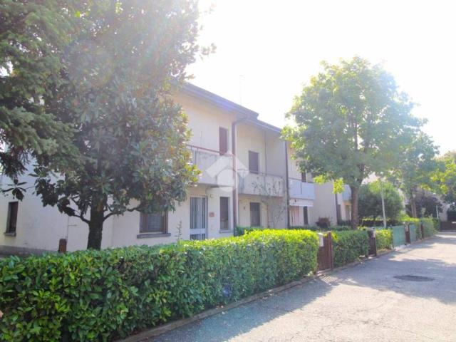 Villa Schiera in vendita a Terra di Mezzo, Re