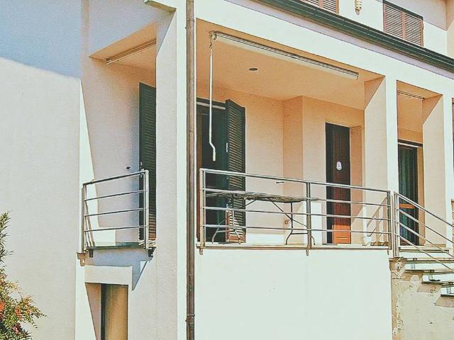 Villa Schiera in vendita a Cadeo, Reggio Emilia