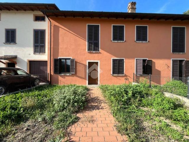 Villa Schiera in vendita a Cadeo, Reggio Emilia