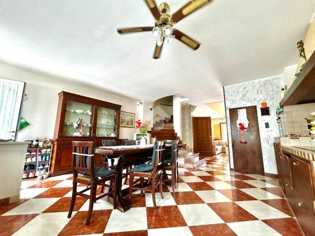 Villa Schiera in vendita a Fonte, Caerano San Marco