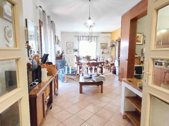 Villa Schiera in vendita a Nicosia-Rezzano, Calci