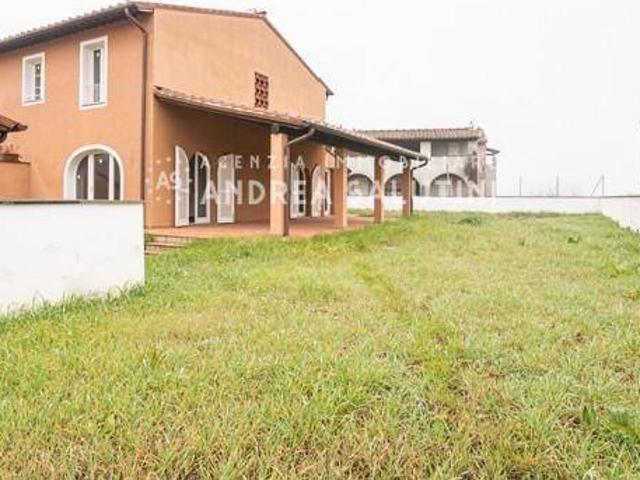 Villa Schiera in vendita a Oltrarno, Calcinaia