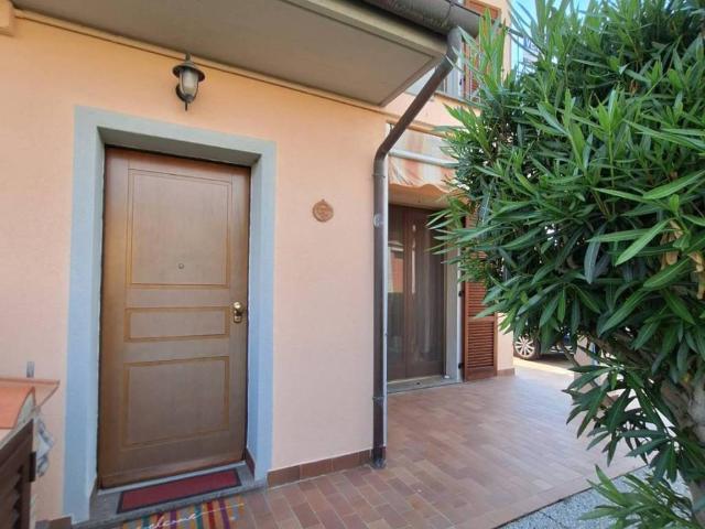 Villa Schiera in vendita a Calcinaia, Toscana