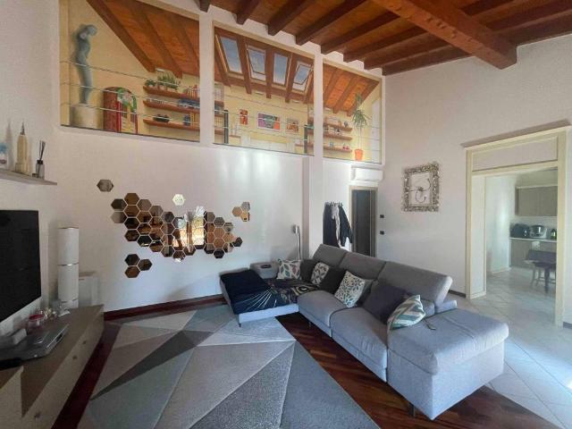 Villa Schiera in vendita a Calcinato, Lombardia