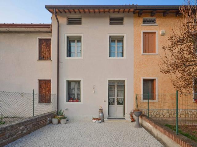 Villa Schiera in vendita a Caldogno, Veneto