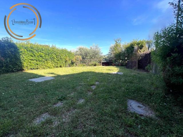 Villa Schiera in vendita a Calenzano, Toscana
