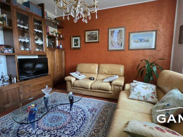 Villa Schiera in vendita a Calenzano, Toscana