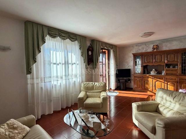Villa Schiera in vendita a Calenzano, Toscana