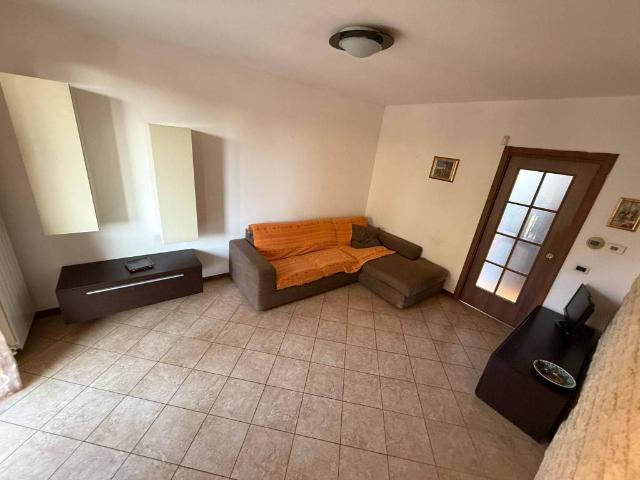 Villa Schiera in vendita a Calvenzano, Lombardia