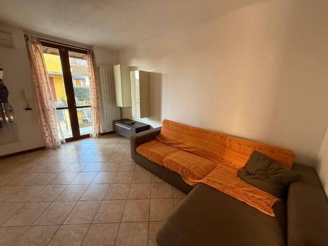 Villa Schiera in vendita a Calvenzano, Lombardia