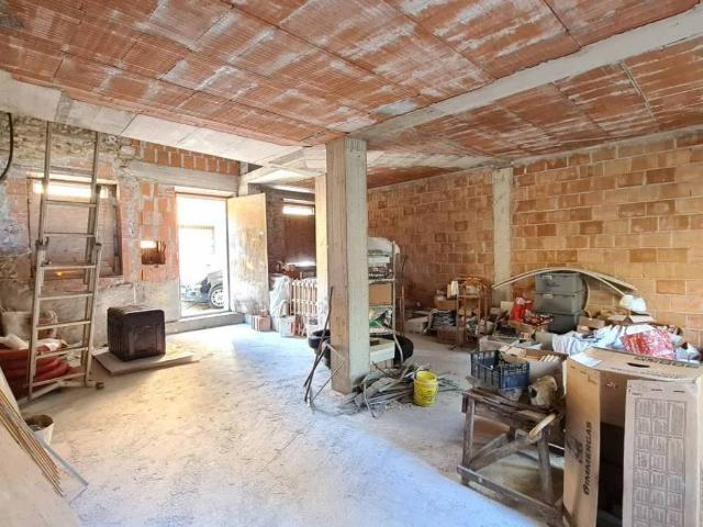 Villa Schiera in vendita a Montebello, Camaiore