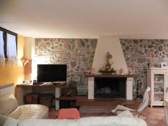 Villa Schiera in vendita a Camaiore, Toscana