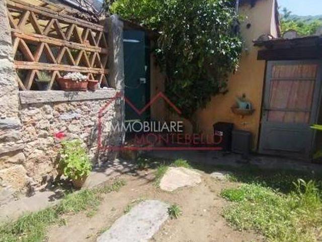 Villa Schiera in vendita a Vado, Camaiore
