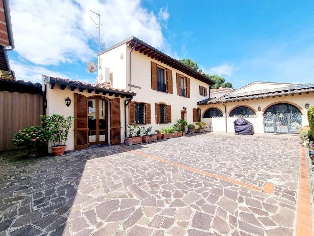 Villa Schiera in vendita a San Martino, Campi Bisenzio
