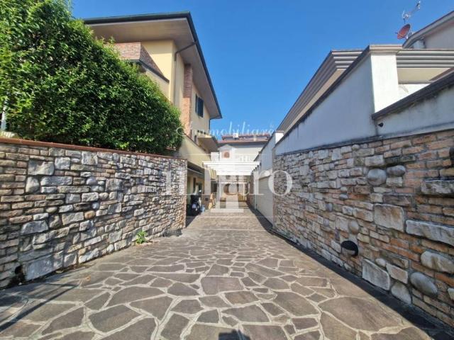 Villa Schiera in vendita a San Martino, Campi Bisenzio