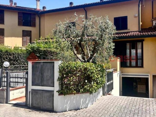 Villa Schiera in vendita a Campi Bisenzio, Toscana