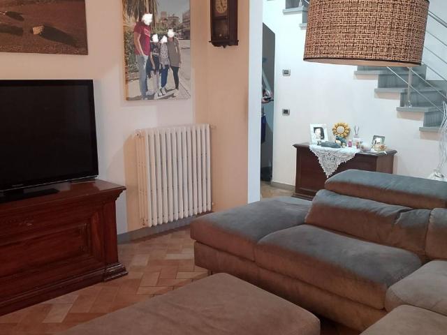 Villa Schiera in vendita a San Lorenzo, Campi Bisenzio