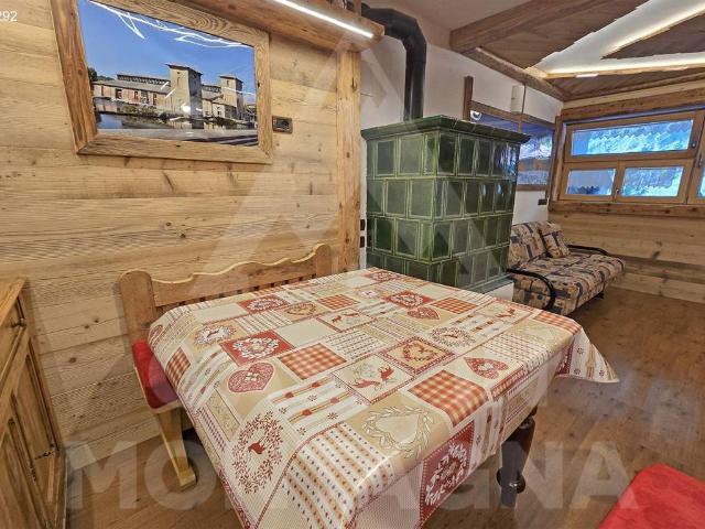 Villa Schiera in vendita a Comun General de Fascia, Campitello Di Fassa