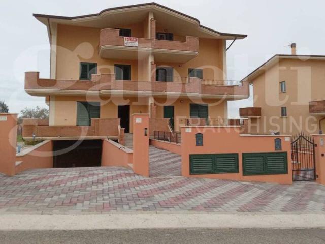 Villa Schiera in vendita a Campli, Abruzzo