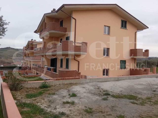 Villa Schiera in vendita a Campli, Abruzzo