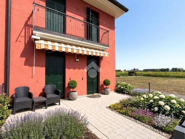 Villa Schiera in vendita a Campo San Martino, Veneto