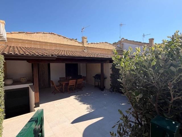 Villa Schiera in vendita a Campofelice Di Roccella, Sicilia