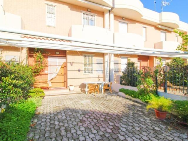 Villa Schiera in vendita a Case FIAT, Campomarino