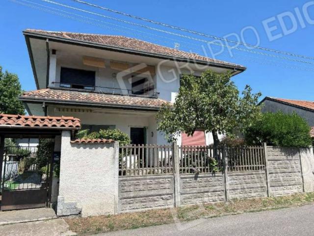 Villa Schiera in vendita a Canegrate, Lombardia