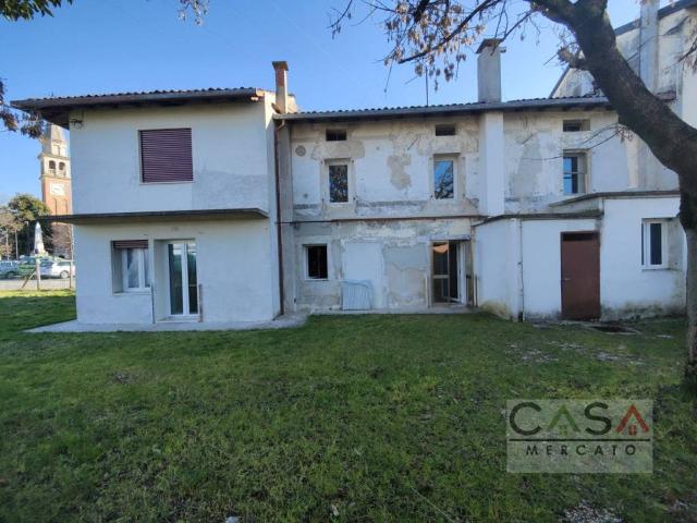 Villa Schiera in vendita a Caneva, Friuli-Venezia Giulia