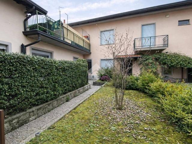Villa Schiera in vendita a Cantù, Lombardia