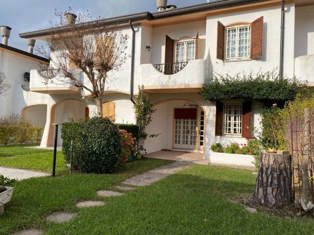 Villa Schiera in vendita a Caorle, Veneto