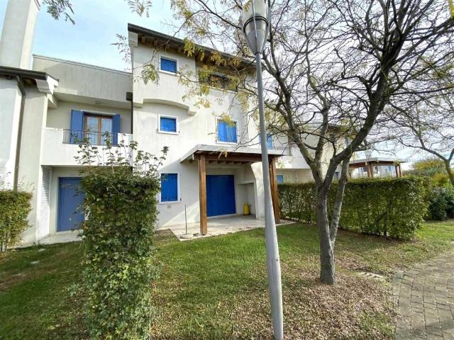 Villa Schiera in vendita a Lido Altanea, Caorle