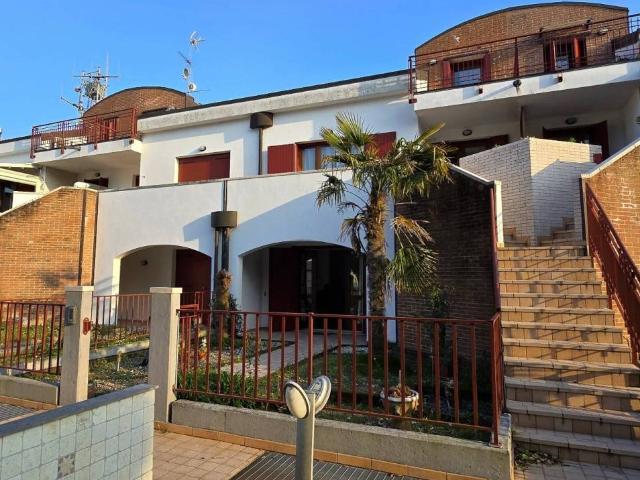 Villa Schiera in vendita a San Stino di Livenza, La Salute Di Livenza
