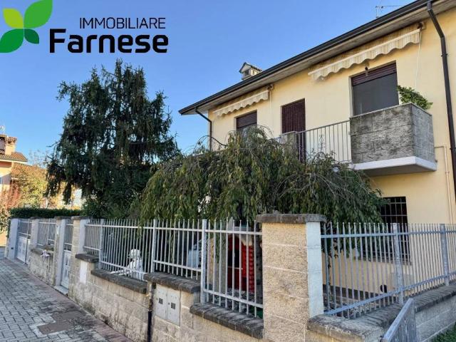 Villa Schiera in vendita a Caorso, Reggio Emilia
