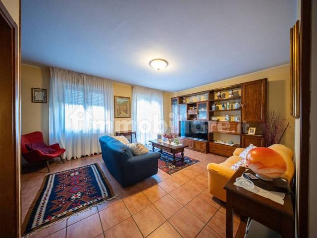 Villa Schiera in vendita a Zone, Capannori