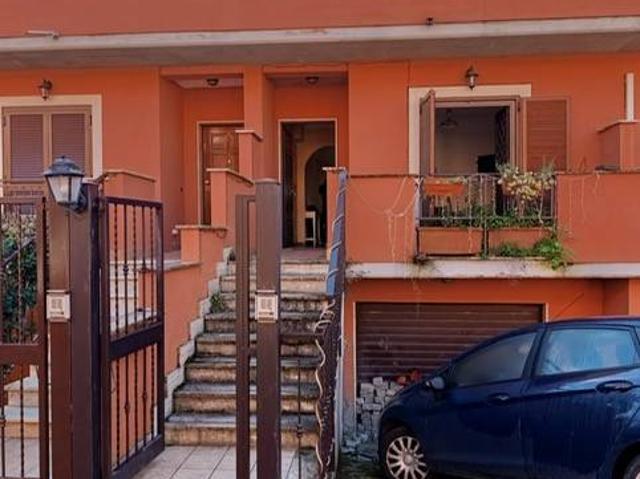 Villa Schiera in vendita a Roma Capitale, Lazio