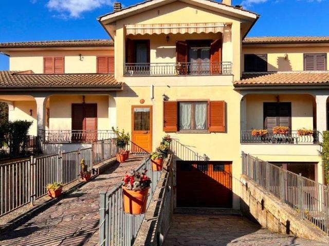 Villa Schiera in vendita a Sacro Cuore, Capodimonte