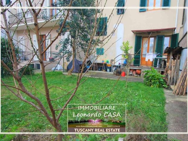 Villa Schiera in vendita a Unione dei Comuni Circondario dell'Empolese Valdelsa, Capraia