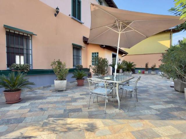 Villa Schiera in vendita a Fenili Belasi, Capriano del Colle