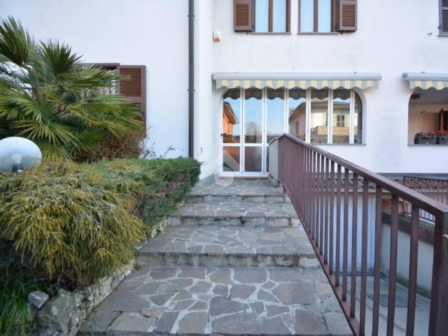 Villa Schiera in vendita a Capriate, Capriate San Gervasio