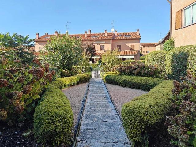 Villa Schiera in vendita a Realdino, Carate Brianza
